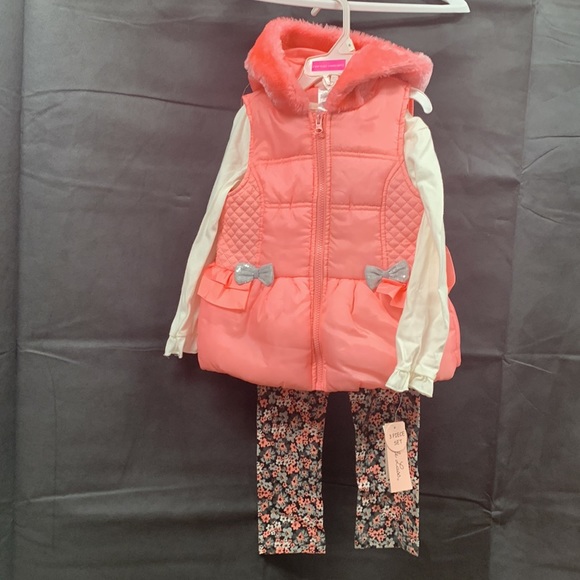 Little lass 3 pc Vest outfit set - Picture 4 of 10